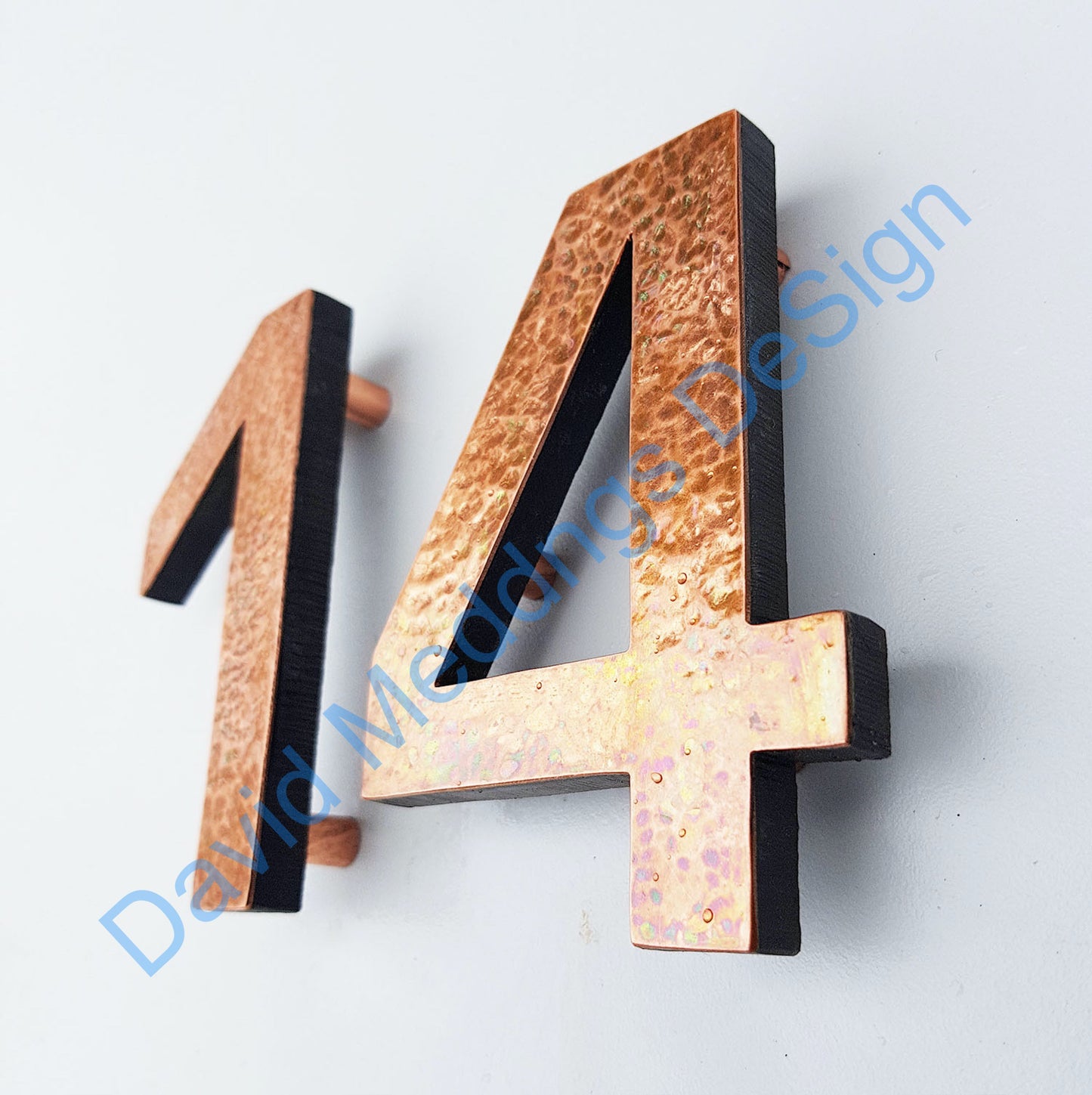 3D Modern Copper House numbers floating in polished, brushed, hammered or patinated finish Antigoni, 4"/100mm high